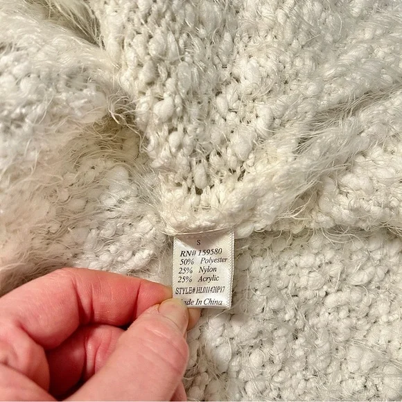 Pink Lily fuzzy eyelash turtleneck sweater - Picture 6 of 7